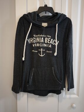 Women's Virginia Beach Graphic Hoodie